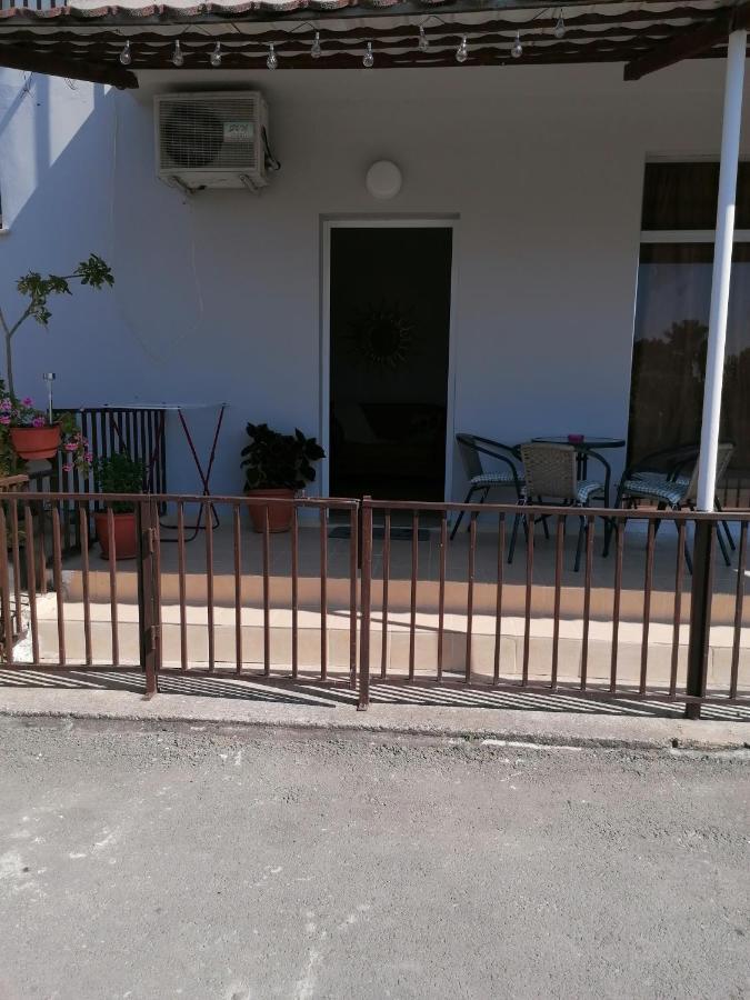 Apartamento Hamboula Polis Exterior foto